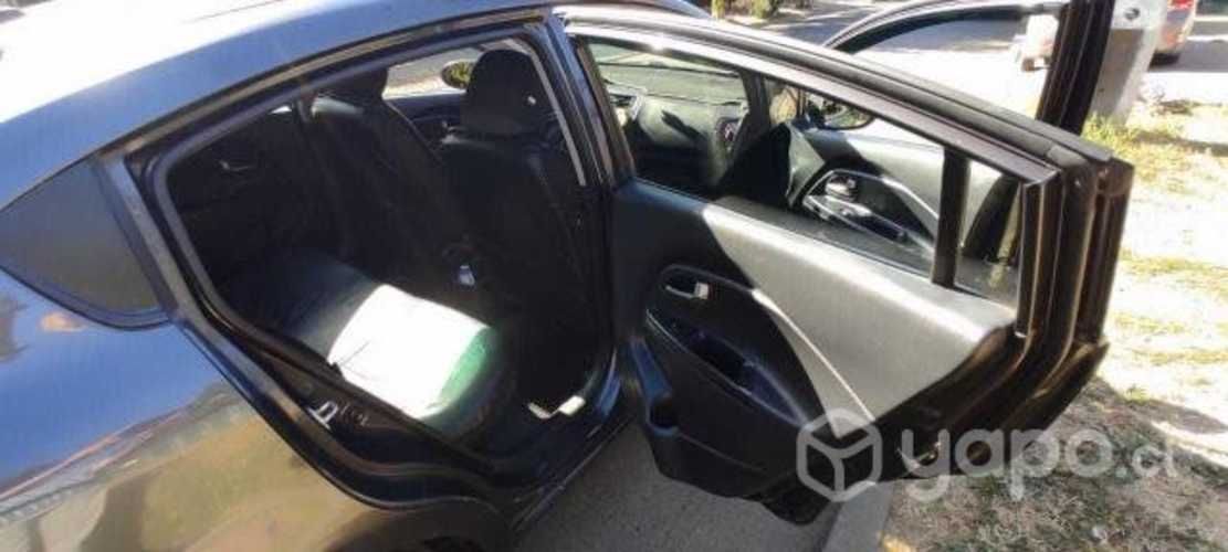 Kia motors rio 2013
