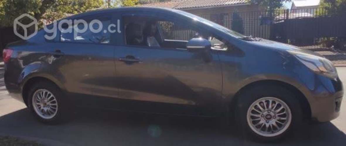 Kia motors rio 2013