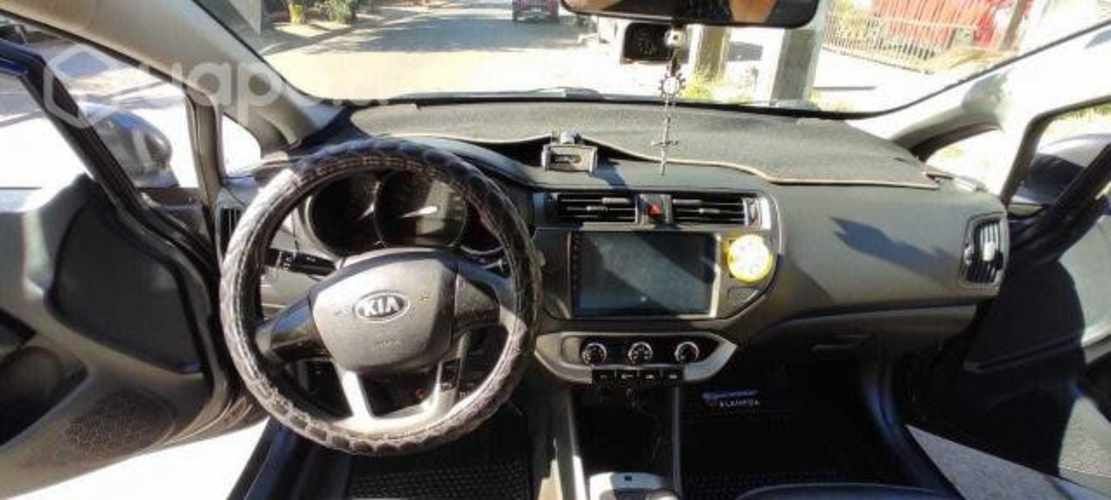 Kia motors rio 2013