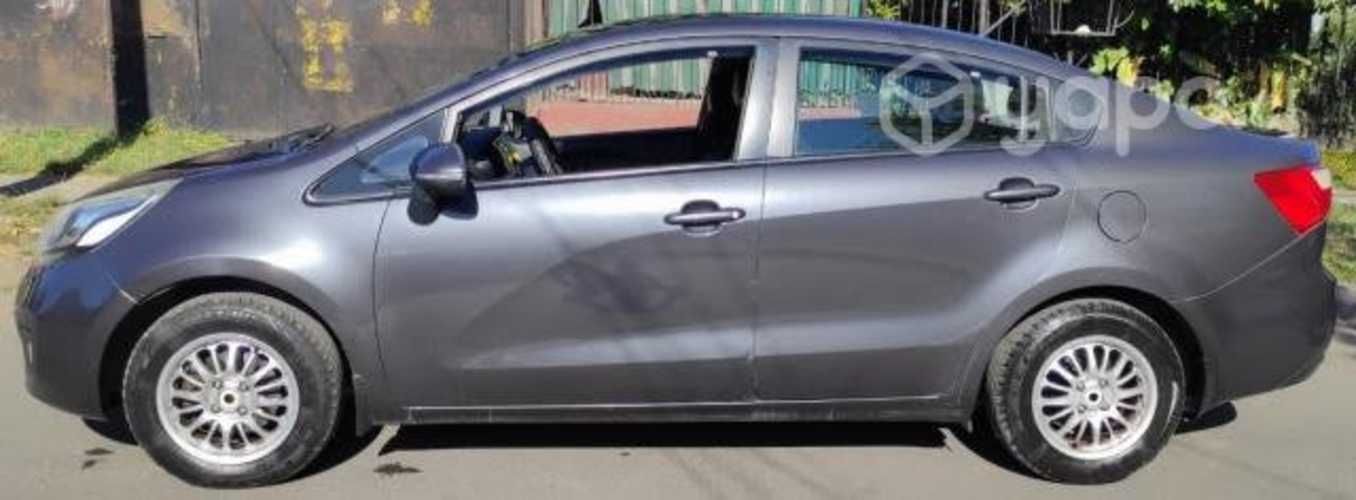 Kia motors rio 2013