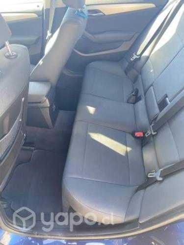 Bmw x1 sdrive18 premium 2013