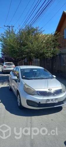 Kia rio 4 automatico 2014