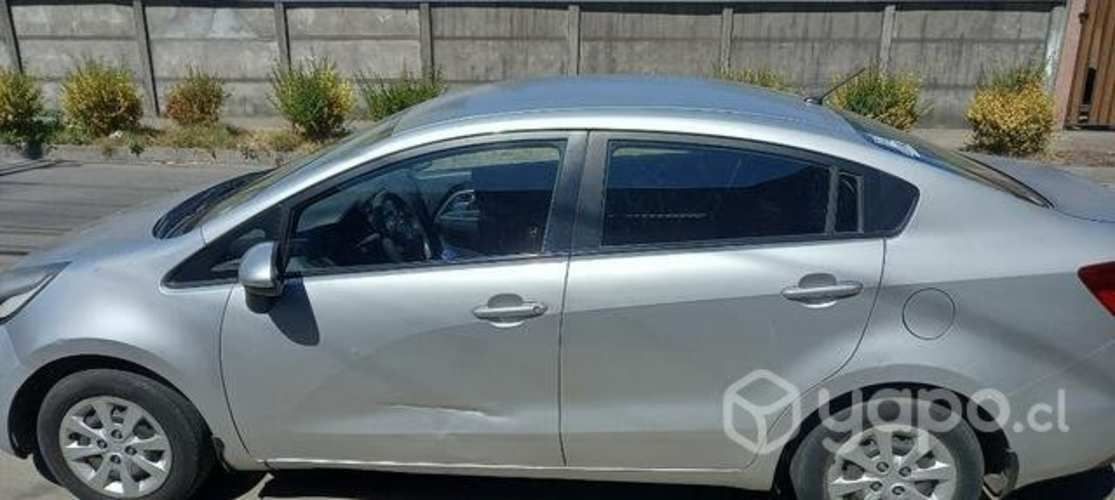 Kia rio 4 automatico 2014