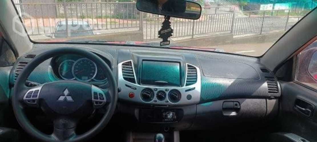 MITSUBISHI L200 2015 4x4