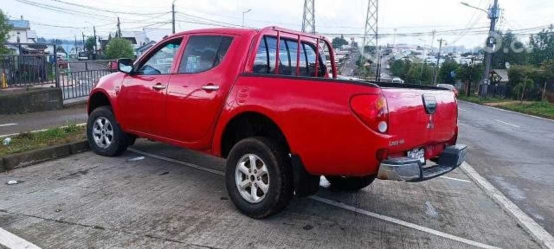 MITSUBISHI L200 2015 4x4