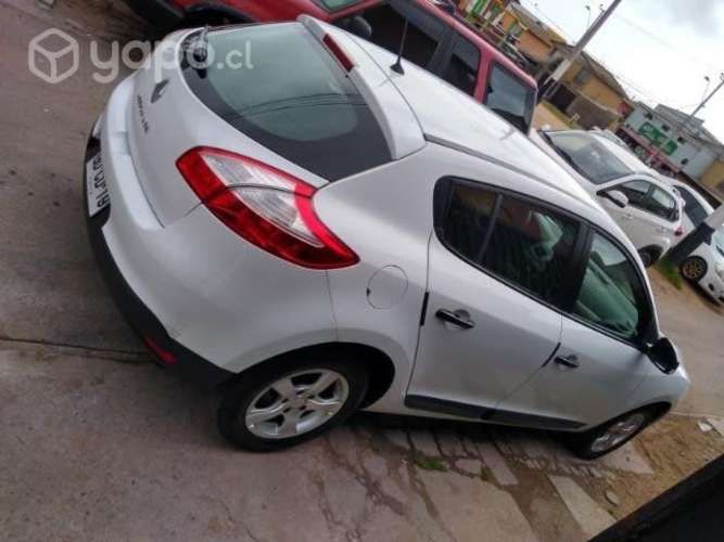 RENAULT MEGANE , año 2012