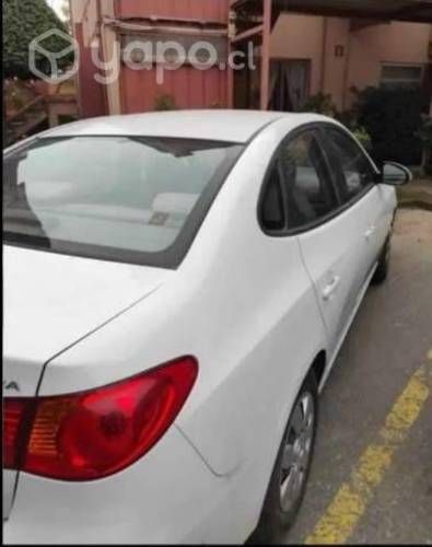 Hyundai elantra 2011