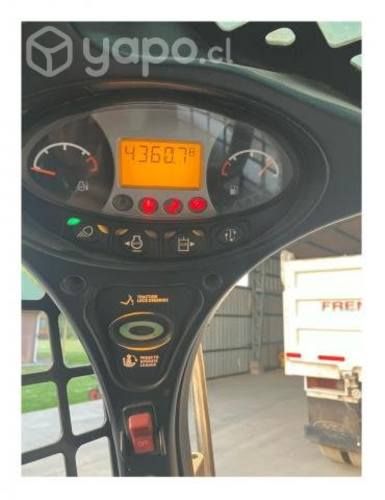 Minicargador BOBCAT S590