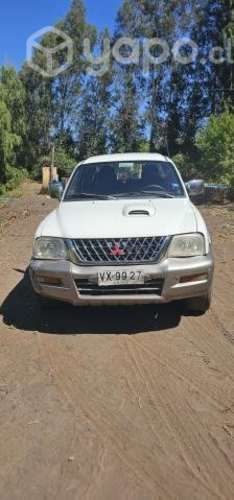 Mitsubishi l200 katana 2003