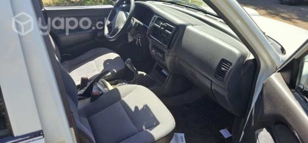 Mitsubishi l200 katana 2003