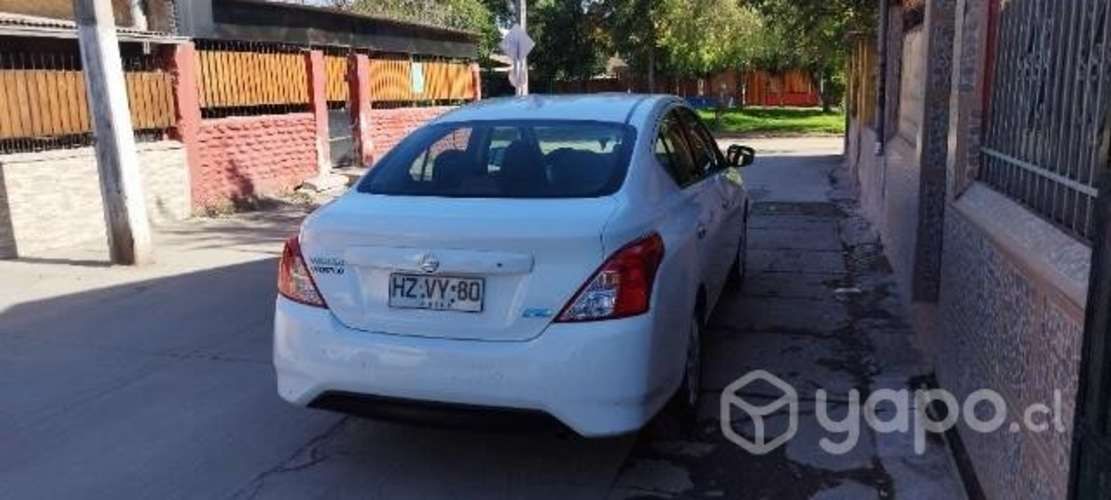 NISSAN VERSA