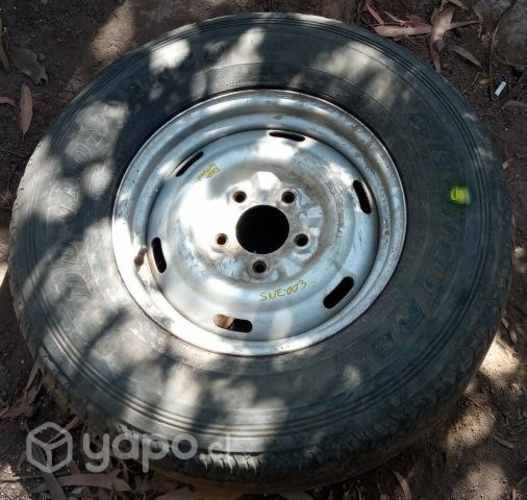 Llanta Fierro Con Neumático 245 70 R16 Ssangyong