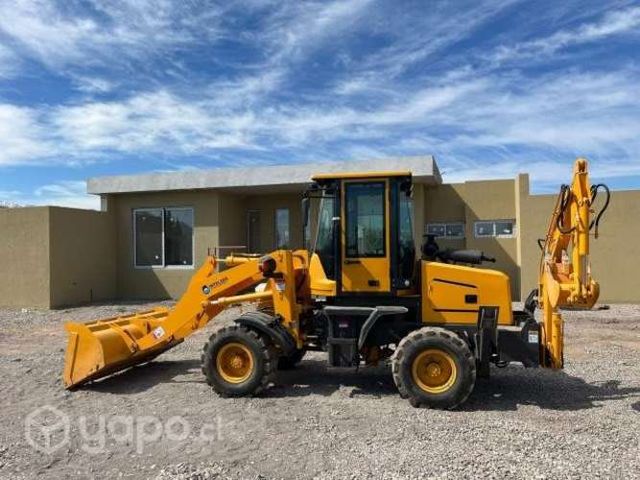 Mini Retroexcavadora multifuncional 3.400kg 4x4