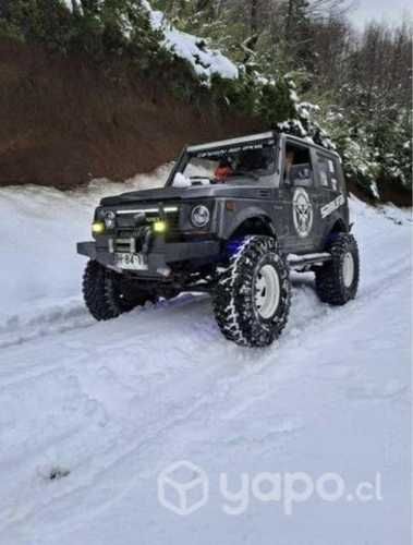 Suzuki samurai sj413