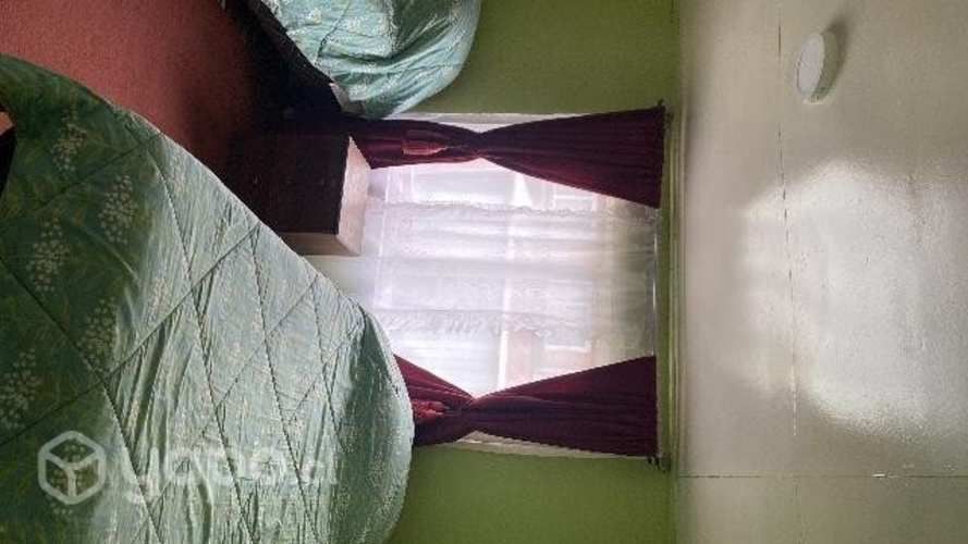 Se Ofrece Pensión Completa a pasos del Centro