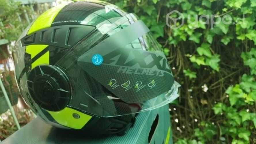 Casco axxis