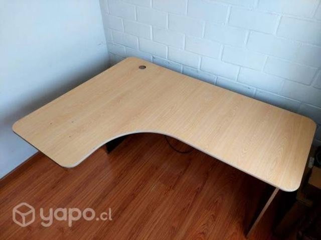 Escritorio en L