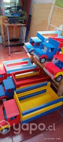 Camiones de madera