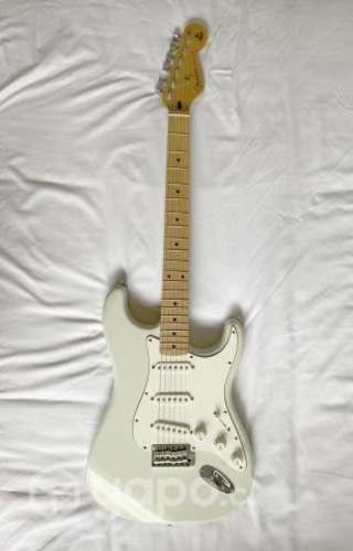 Guitarra Stratocaster