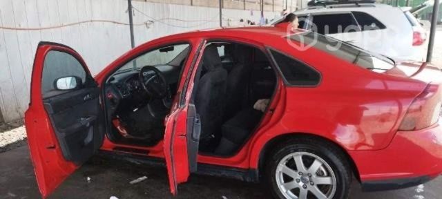 Volvo S40 por cambio de Ciudad.