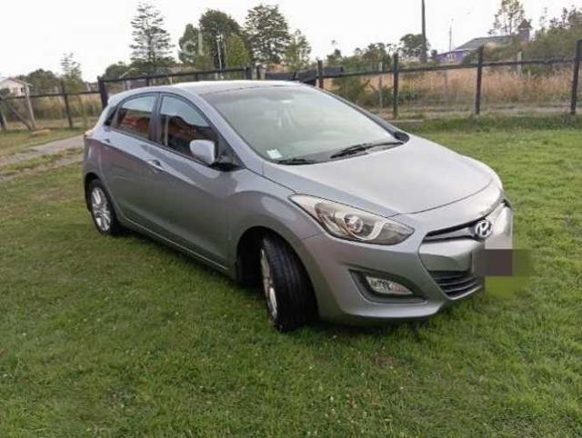 Vendo Hyundai i30 2014 full