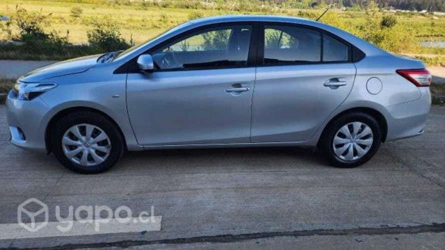 Toyota yaris 2017