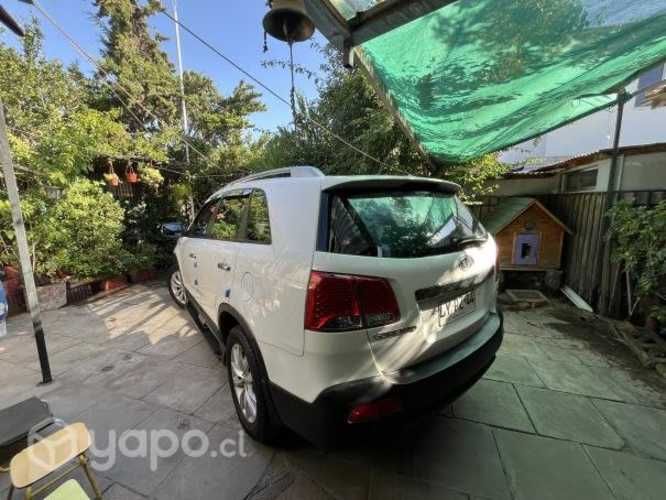 KIA MOTORS SORENTO