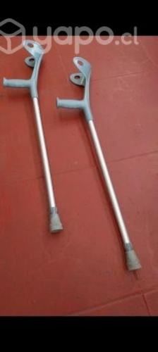 Colchón antiescara + par de muletas