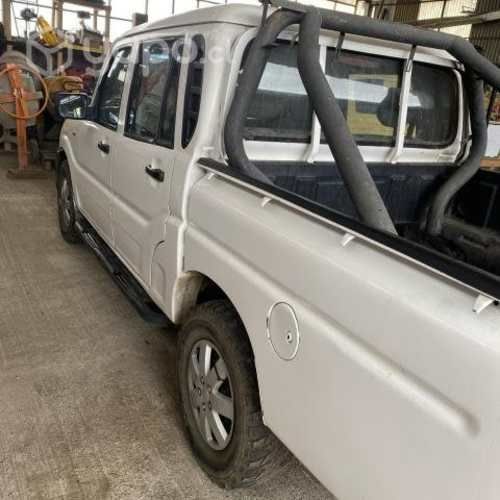 Camioneta Mahindra