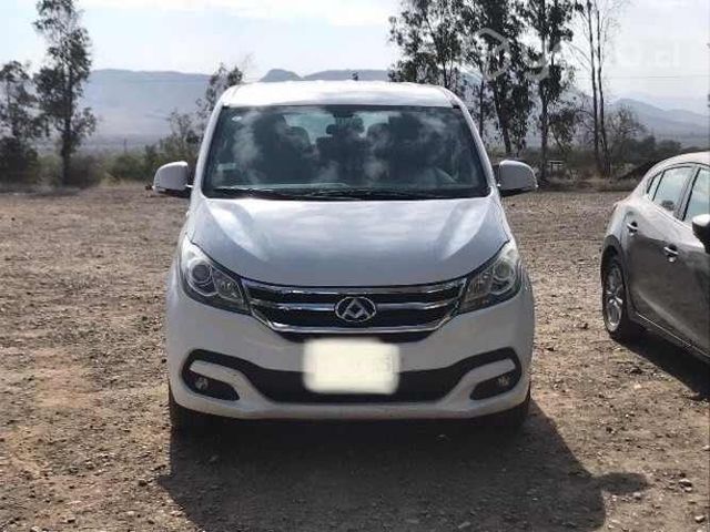 Se vende van para transporte pasajeros