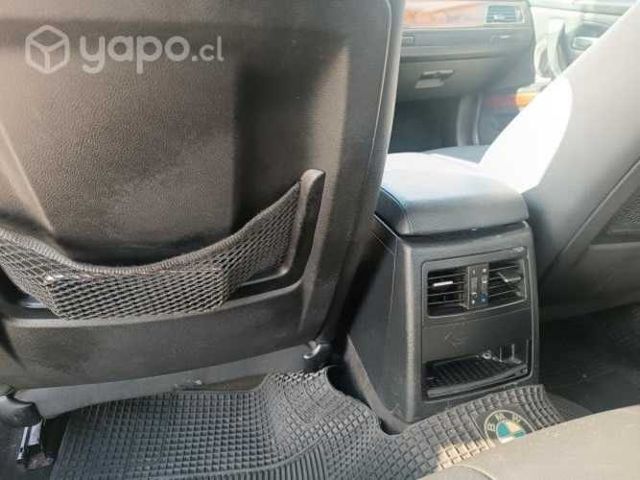 Bmw 118i vendo o recibo vehiculo