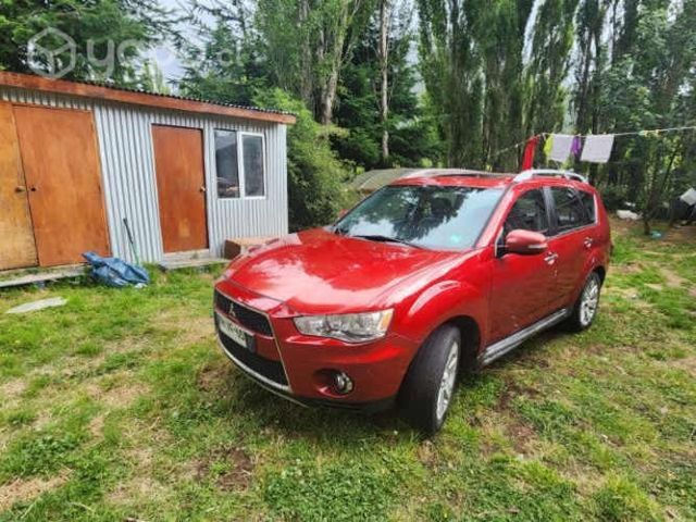 Se vende Mitsubishi outlander 2010