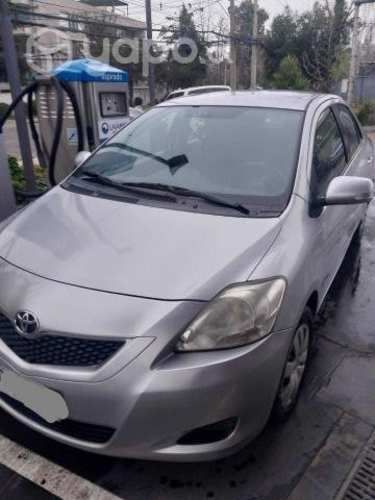 Toyota yaris 2012
