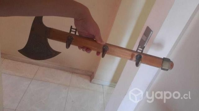 Colgador de Hacha