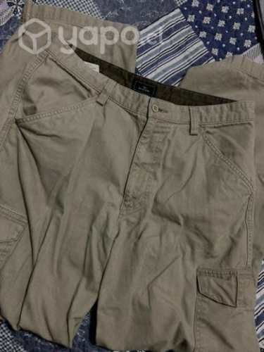 Pantalón cargo