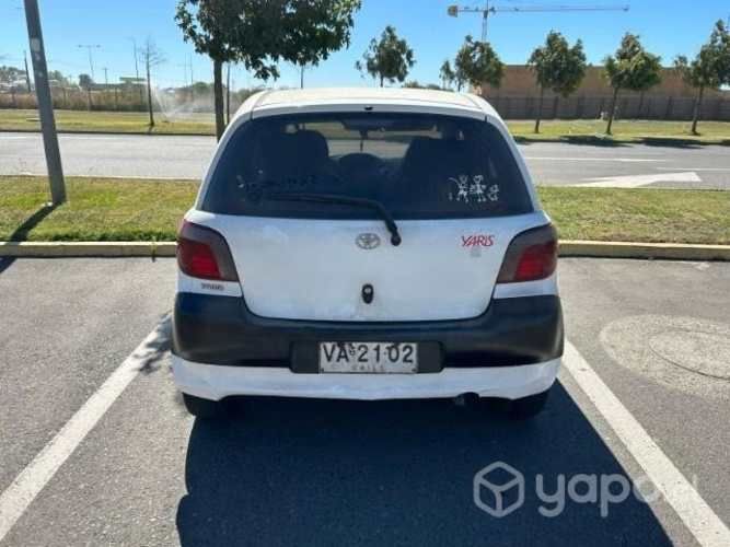 Vendo Toyota Yaris SPORT