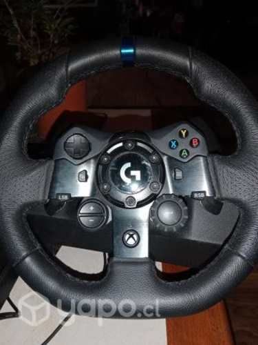 Volante logitech G923 Xbox one se usó 3 veces.