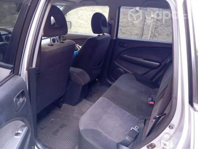 Mitsubishi outlander, perfecto estado, papeles día