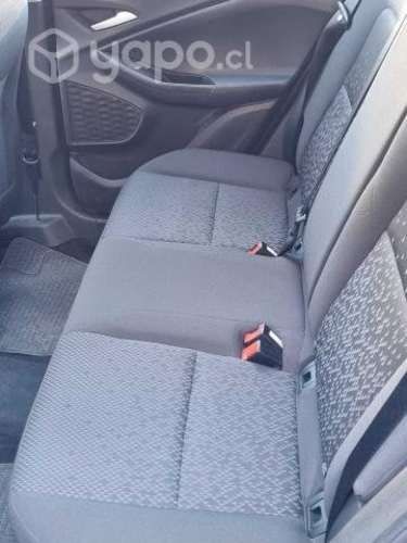 Chevrolet tracker 1.2t ls mt p2 2023