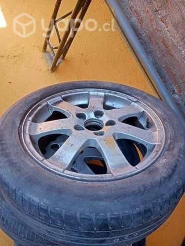 Volvo c30 2012 llanta con neumatico unidad envio