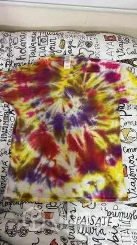 Polera tie dye talla M/L