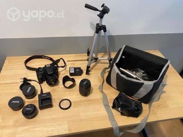 Camara canon eos1300d + kit de iniciacion