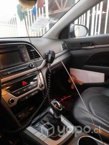 Vendo hyundai elantra taxi ejecutivo