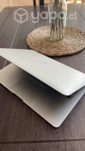 MacBook Air 13