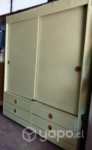 Mueble closets