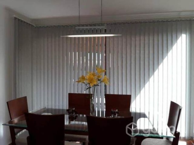 Cortinas Verticales en Tela Blackout Rollermás