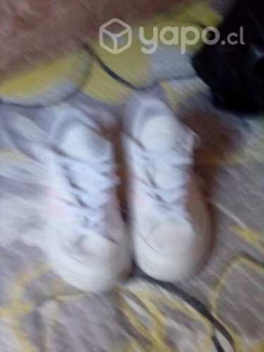 Adidas blanca