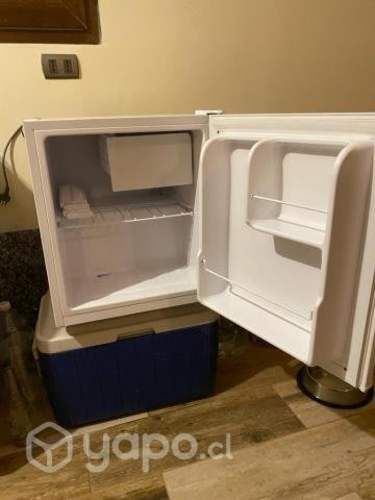 Refrigerador frigobar Nex CR52 blanco 50L