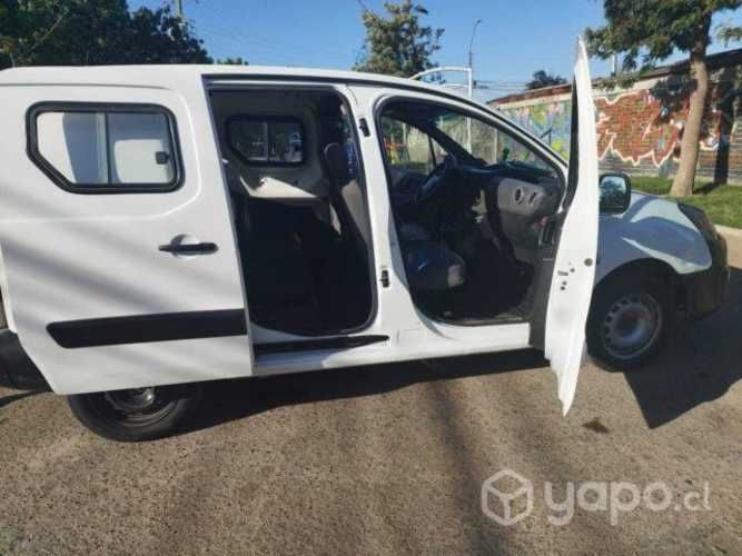 Peugeot partner 2016