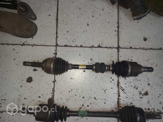 Homocinetica izquierda Nissan versa 2018